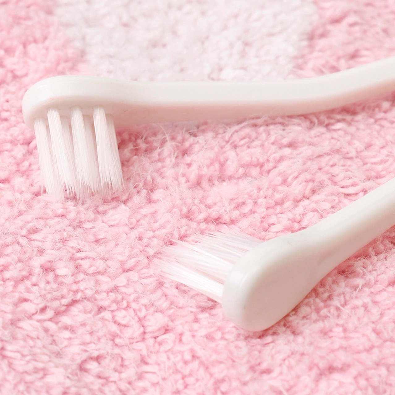 Новая зубная щетка для домашних животных с мягкими волосами не повреждает десны Чистка домашних животных Красота Чистка полости рта Чистящая зубная щетка