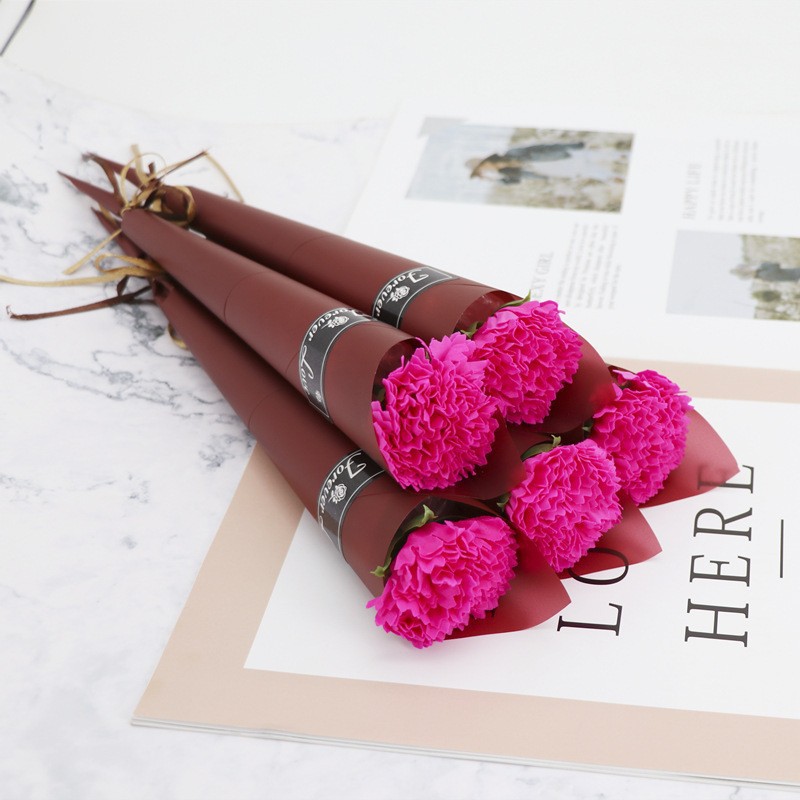 Single bouquet light (carnation) ~ rose red