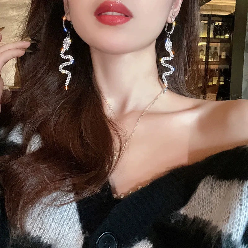 Sophisticated earrings, light luxury style