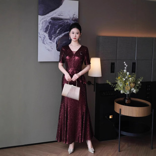 Daiweier V-Neck Sequin Dress Banquet Elegant Accessible Luxury Elegant Long Skirt Burgundy Dress Slimming Look Dinner Party
