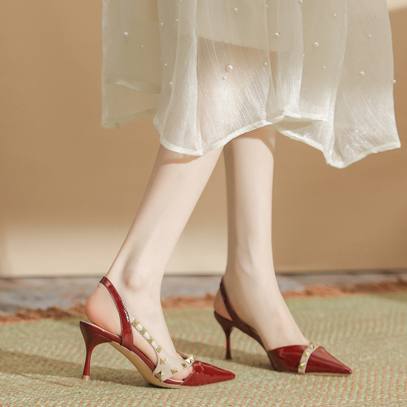 H1933-1 Burgundy Pointed High Heel Sandals Semi-covered Toe Rivet-trimmed Thin Heel Women's Shoes Patent Leather Solid Color Summer Single