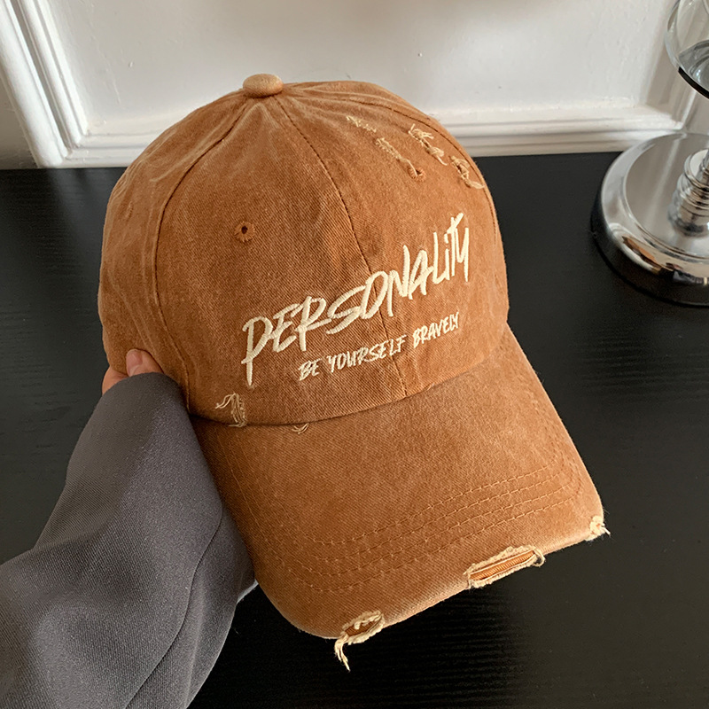 Retro de alta calidad hace viejos bordados ciruela sombrero de béisbol rojo para mujeres primavera 2025 nuevo sombrero de boca de pato cara