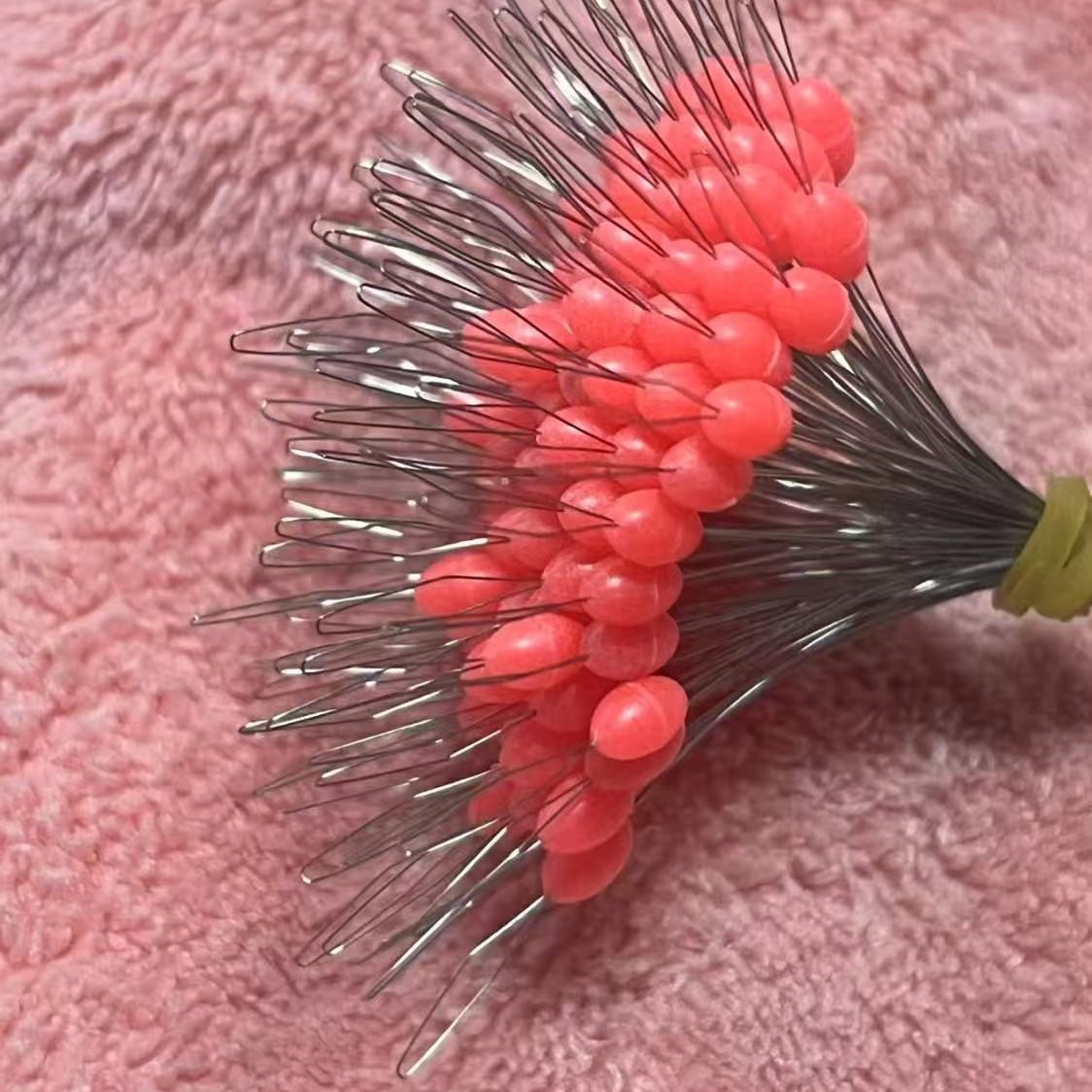 Manufacturer wholesale 100 pieces of red bulk silicone olive-shaped top beads for rod tip locking