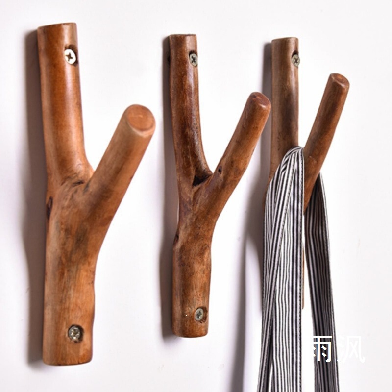 Solid wood creative tree branch hooks, with holes for mounting, vintage style, natural wood, for entryway decoration, wooden wall hooks for hanging clothes and hats Solid wood creative tree branch hooks, with holes for mounting, vintage style, natural wood, for entryway decoration, wooden wall hooks for hanging clothes and hats