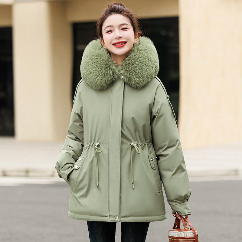 Invierno de 2025 nuevo estilo para mujeres más gruesa chaqueta de algodón coreana, chaqueta de algodón delgada y ropa de algodón de cuello de pelusa