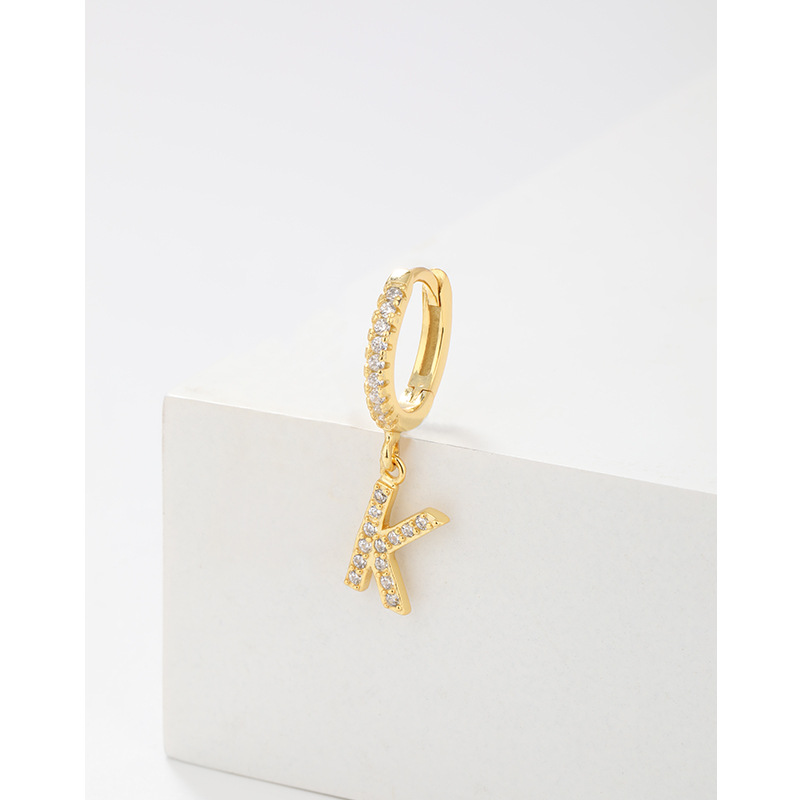 Amazon transfronterizo 925 plata esterlina 26 letras pendientes de estilo europeo y americano pendientes de orejas de orejas de orejas