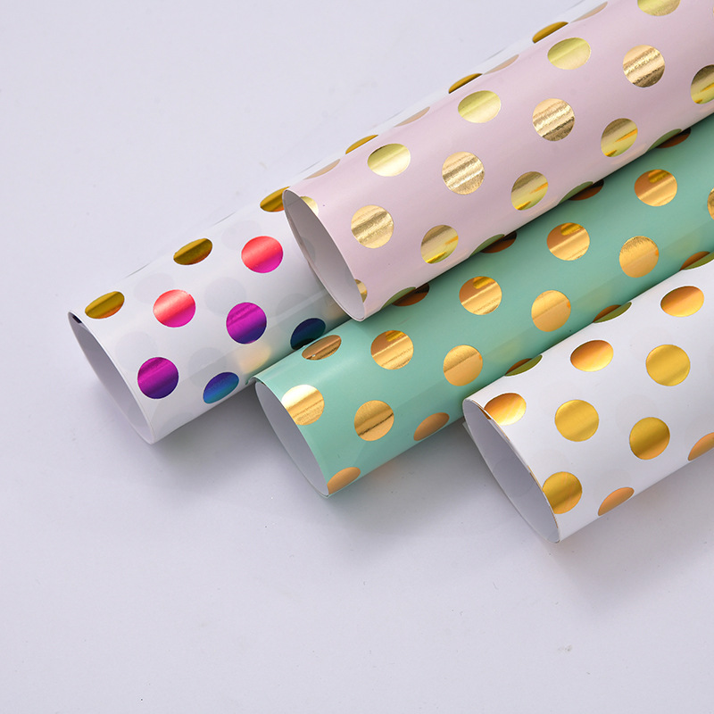 Papel de regalo de vacaciones fábrica al por mayor caja de regalo de cumpleaños papel de embalaje de regalo papel de embalaje de impresión de diseño simple