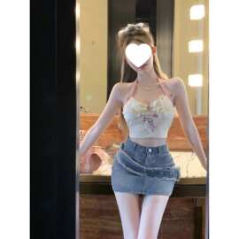 纯欲风可爱女显胸大甜辣少女感挂脖吊带夏外穿印花短上衣其他网纱