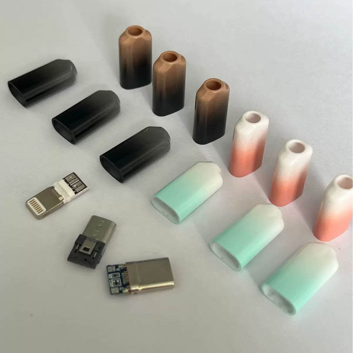 USB塑胶外壳ABS连接线安卓TYPE-C塑胶壳渐变色塑胶外壳数据线壳子