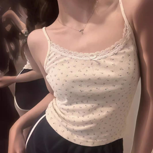 Women's Summer 2025 U-neck Floral Short-sleeve Short-sleeved Top with Slim Design, Versatile and Slimming T-shirt