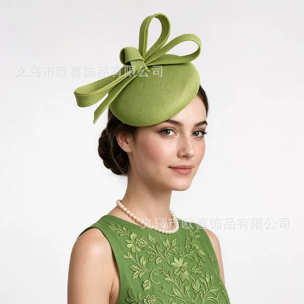 Amazon's new minimalist, linen-look small hat, perfect for horse racing festivals, elegant social events, and bridal parties