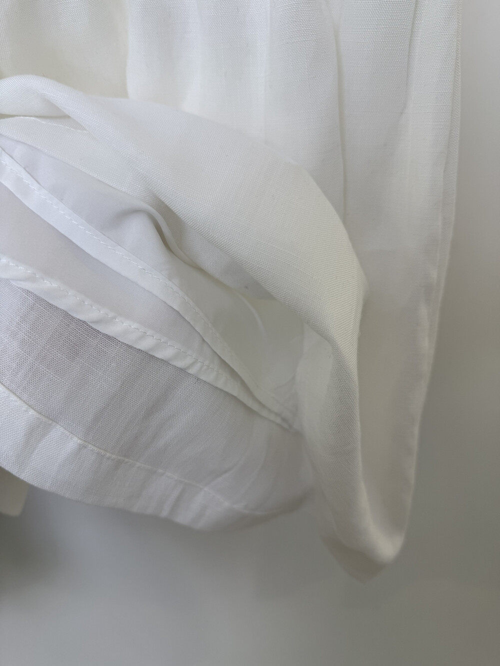 Bộ hai mảnh áo chống nắng tay dài thêu ngựa nhỏ kết hợp chân váy midi cạp thun — màu trắng, Xanh da trờicolor chi tiết 30