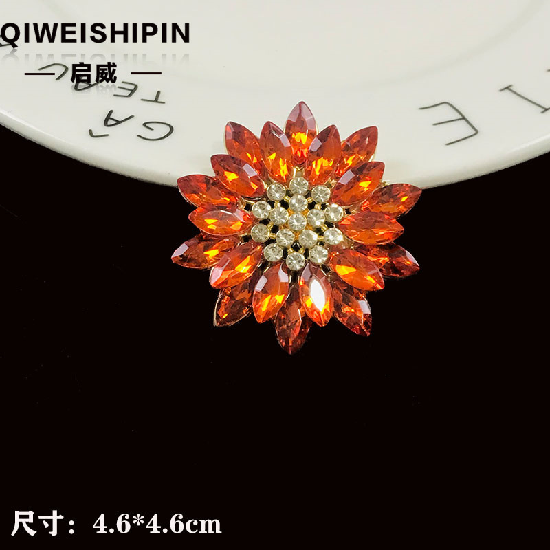 Qiwai の新しいガラスダイヤモンド象嵌ひまわりアクセサリーバッグ衣類車の装飾合金アクセサリー|undefined
