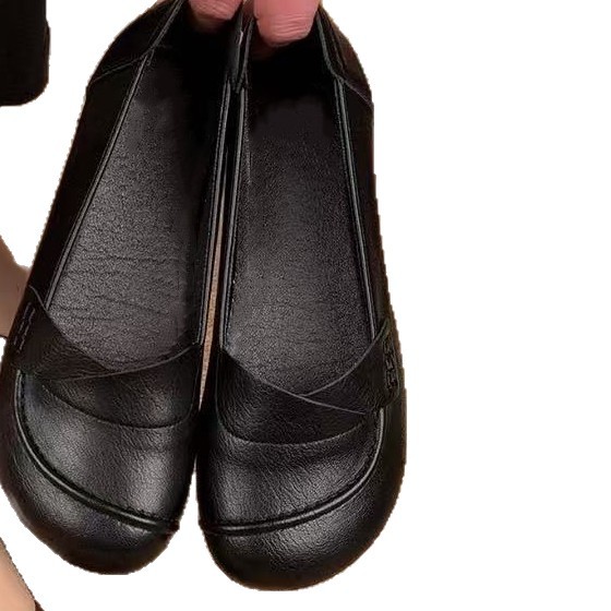 2026 primavera y verano nuevo estilo de moda versátil boca superficial cabeza redonda perezosa un pedazo de zapatos de madres de moda para mujeres