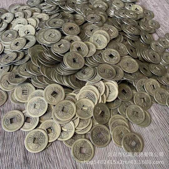 Alloy five emperor money copper keychain accessories antique copper keychain accessories wholesale