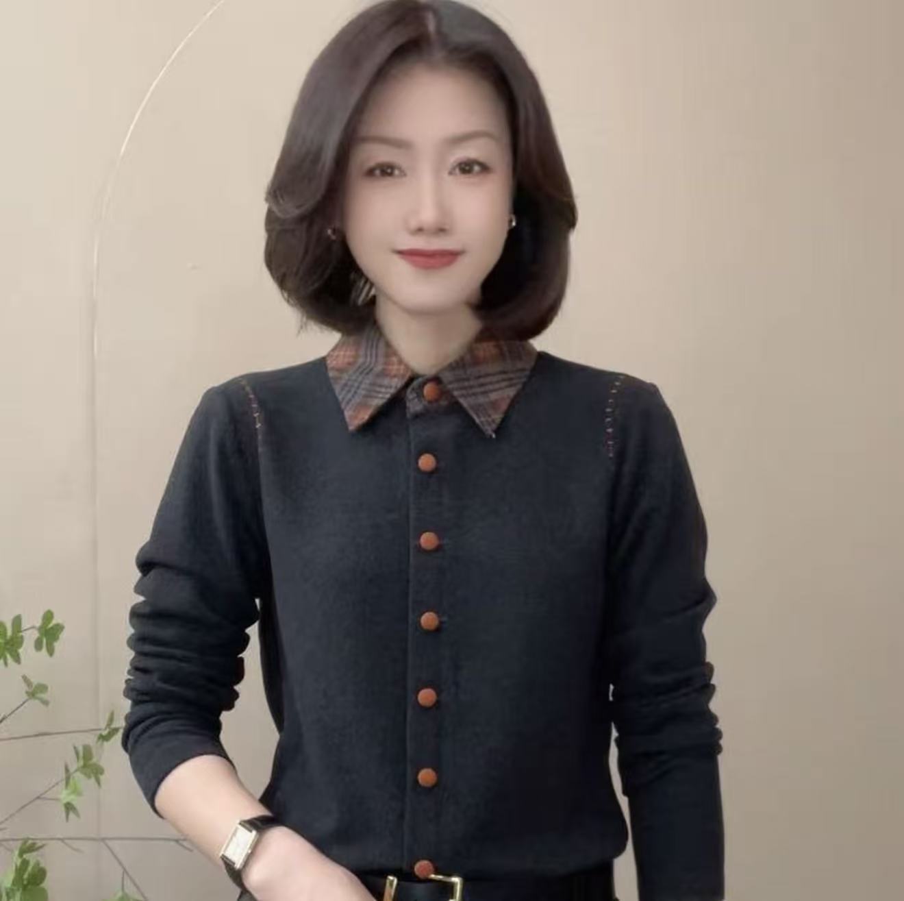 2025冬季新款时尚气质减龄百搭显瘦上衣女洋气双面绒保暖百搭小衫