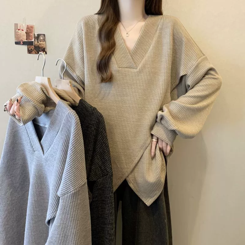 Большой размер текстуры ямы с перекрестным дизайном с длинными рукавами топ женский 2024 ранней осенью новая свободная тонкая нижняя рубашка