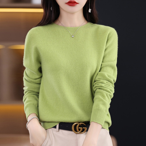 Autumn new arrival: seamless women's crewneck loose-fit long-sleeved sweater—knitted base layer top.