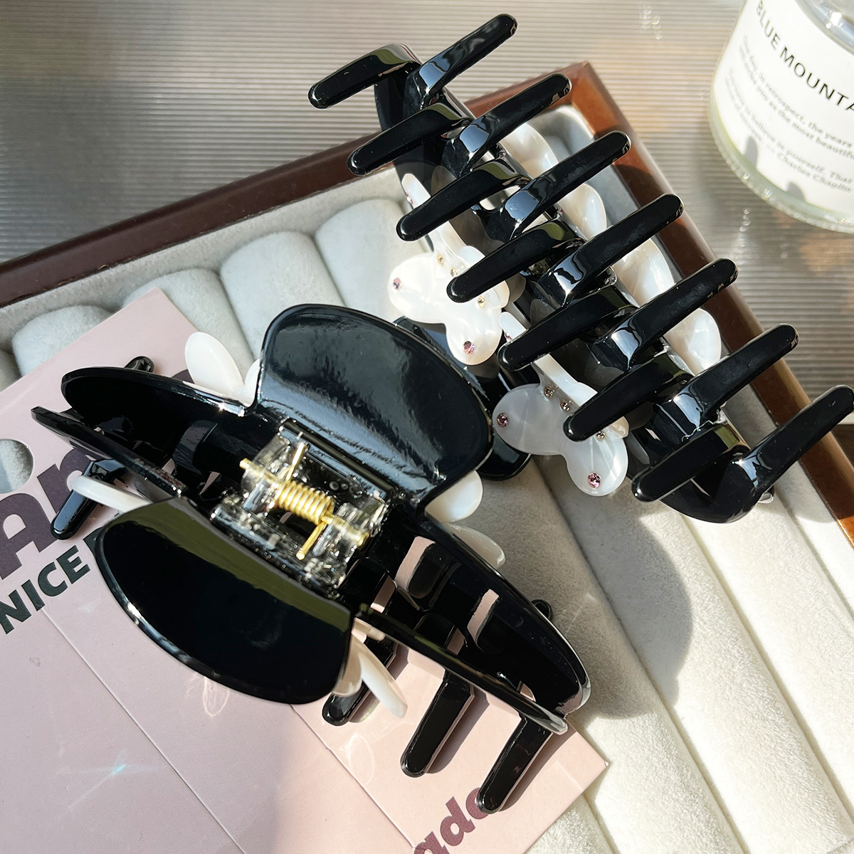 Ingredientes franceses acéticos diamante mariposa clip de agarre para mujeres otoño invierno nuevo temperamento de alta calidad tiburón clip de cabello image 5