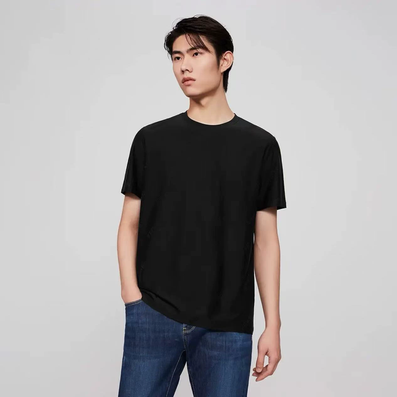 Мужская эластичная кожа шелковистая хлопчатобумажная футболка с короткими рукавами летний новый круглый воротник с длинным бархатным хлопком черный жаккардовый короткий T мужской