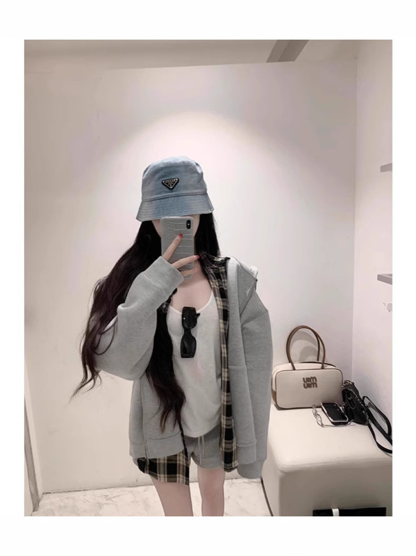 灰色卫衣外套女春秋季2025新款连帽运动早初秋慵懒韩系拉链开衫|undefined