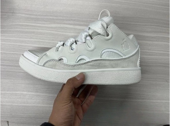 Putian Langfan hombres y mujeres costura de cuero con cordones CURB zapatos casuales deportivos zapatillas de deporte retro zapatos de papá nuevos transfronterizos