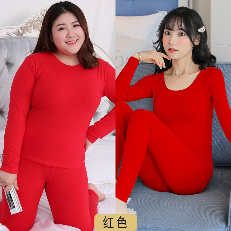 秋冬の保温下着の女性は太っています。|undefined
