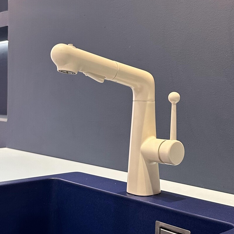 All-Copper Milk White Pull-Out Adjustable Basin Faucet Washbasin Hot and Cold Rotating Telescopic Washable Head Rain Shower Splash-Proof