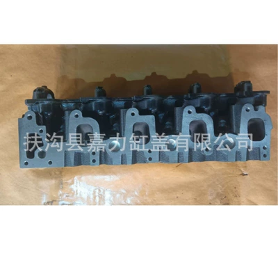 four-cylinder cylinder head 5L cast iron – Cylinder and parts