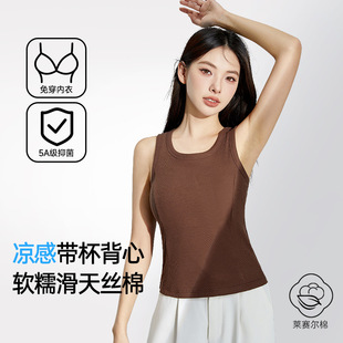 �ļ�����Ůʿ���Ď��؉|�@���ڸ���ȴ�Ůʿһ�w�⴩���ش�ױ���