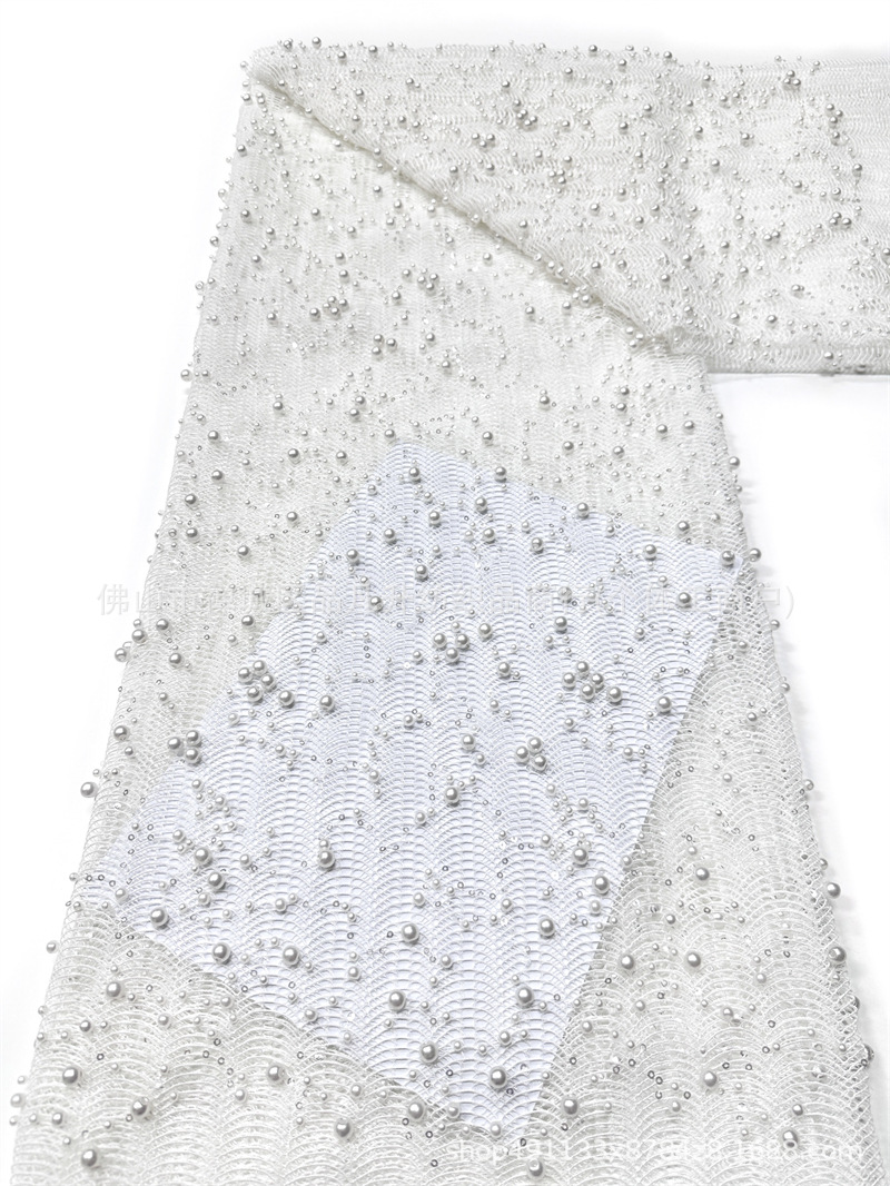 Inventario de tela de malla de cuentas de clavos pesados tamaño de perla ondulado bordado vestido de boda vestido de noche cheongsam tela