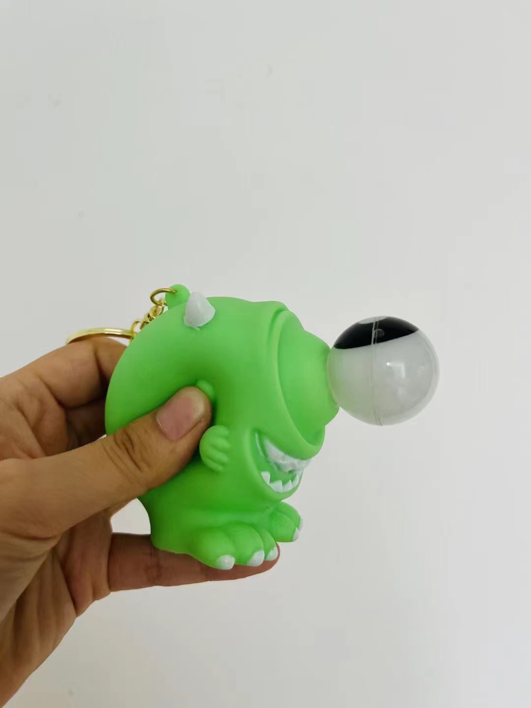 mmexport1688972445359