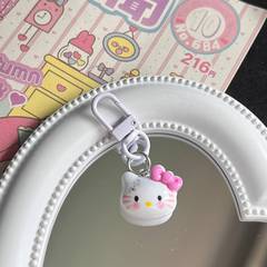 Candy-coated Sanrio keychain adorable cartoon charm girlie heart Instagram-style backpack accessory sweet gift for best friends