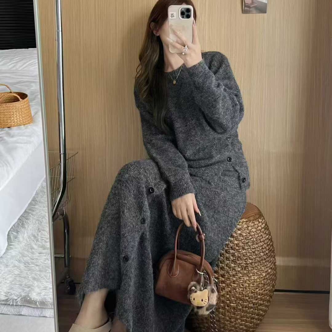 韩国时尚套装侧边系扣软糯针织毛衣女2025秋冬新款高腰显瘦A字半