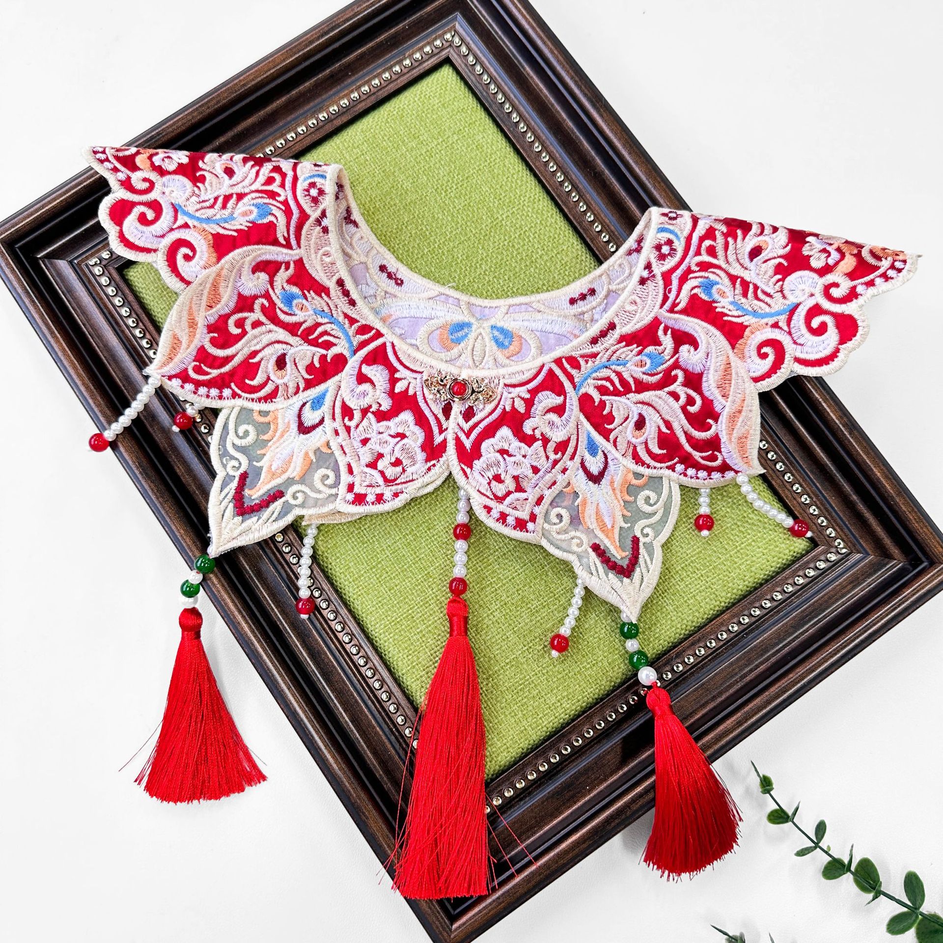 Rojo estilo nacional Han vestido de hombro nublado cuatro estaciones general con una nueva falda de caballo chino colgante de bordillo collar falso