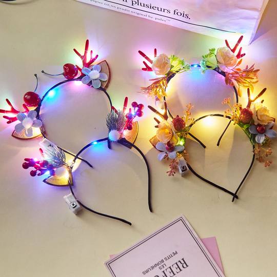 Big antler headband night market luminous toys flash stall headband Christmas reindeer flower fairy headdress wholesale