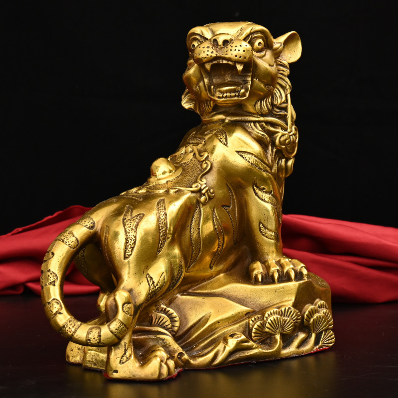 黄铜虎上山老虎摆件生肖虎家居客厅办公室前台装饰品
