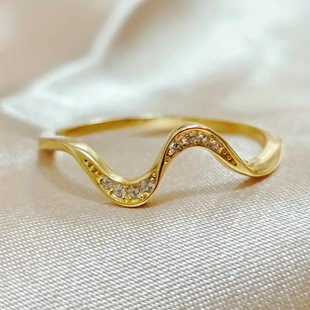 Cross-Border Supply Amazon Popular Fashion European and American Jewelry Men's and Women's Wavy Pattern Diamond-Encrusted 14K Gold Ring Manufacturer Batch