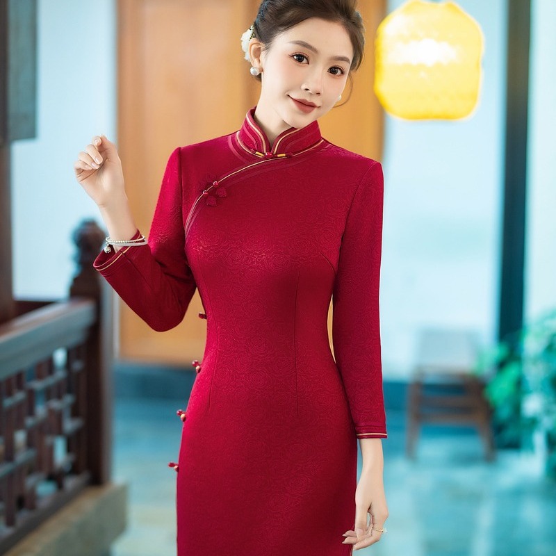 高端加绒加厚喜婆婆旗袍冬季2025新款长袖中国风喜妈妈婚宴装礼服