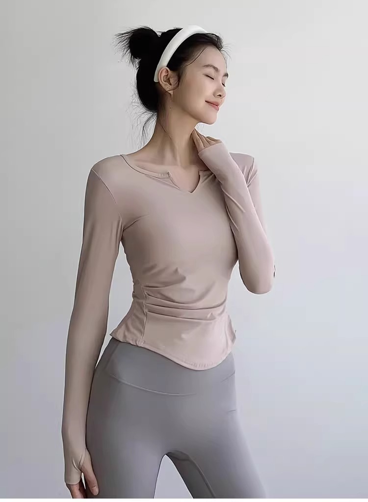 Breathable Women's Yoga T-shirt Slim Fit Quick-drying Sports Top_voghion.com