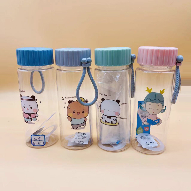 Futong taza de plástico para el hogar taza de agua para estudiantes taza de mano femenina taza de té lindo de dibujos animados de Corea taza de beber al por mayor