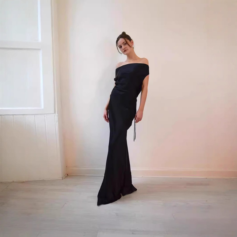 in stock European and American-style cross-border sexy off-shoulder backless strap satin slim-fit long summer evening dress dress in stock European and American-style cross-border sexy off-shoulder backless strap satin slim-fit long summer evening dress dress
