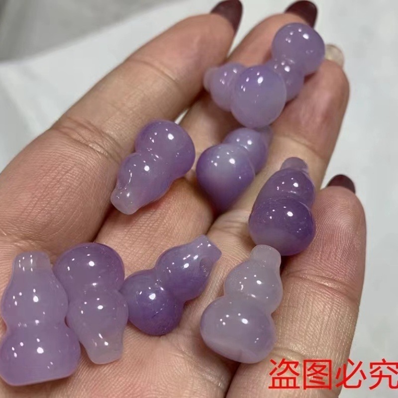 ミャンマーの翡翠の氷の種のバイオレットの小さい瓢箪の散珠はDIYの部品の材料のペンダントのブレスレットのネックレスを飾って玉を配合します。|undefined