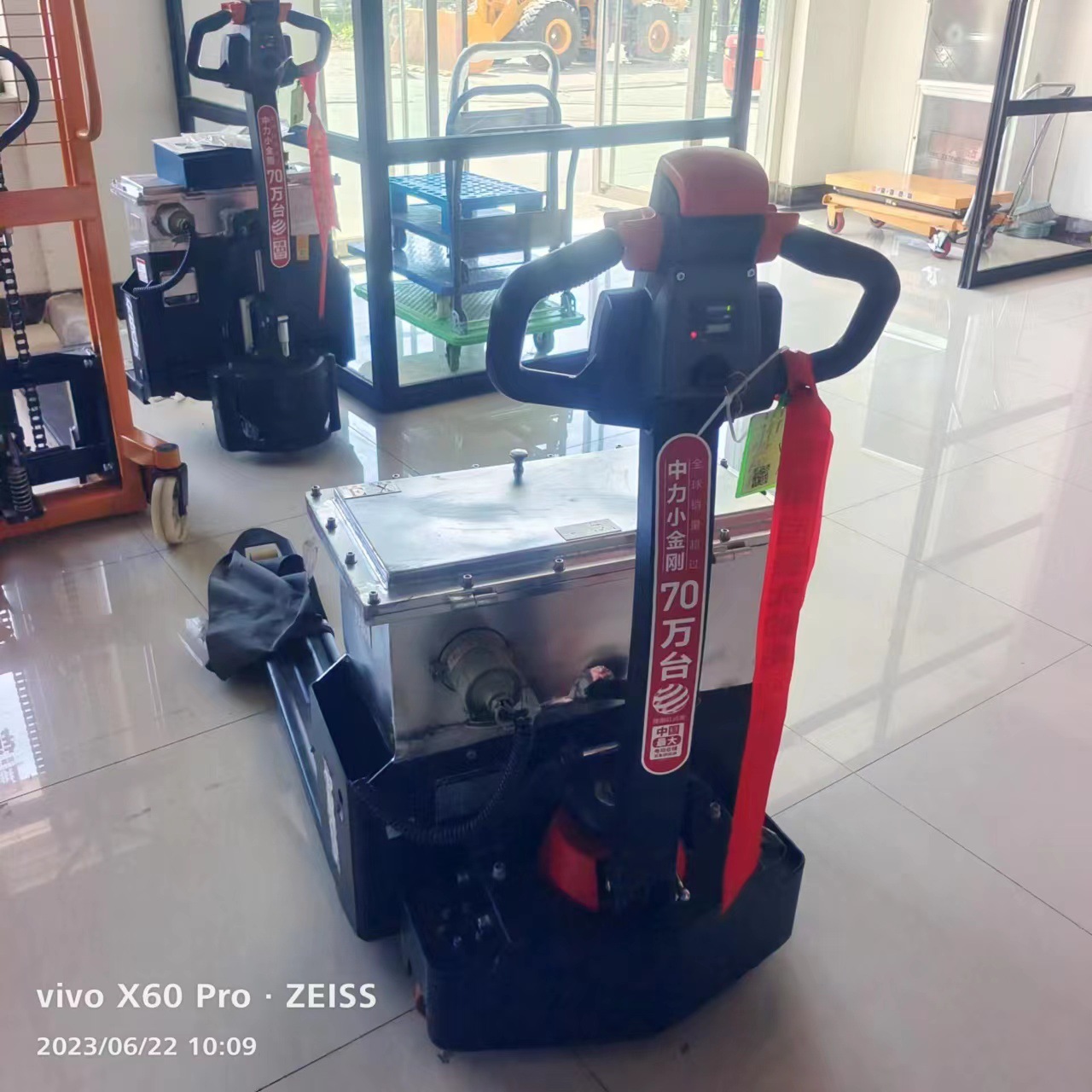 中力防爆全电动叉车托盘车搬运车1.5吨2吨电动行走电动起升叉车