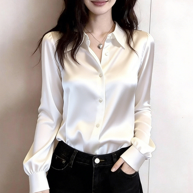 Acetate white long-sleeved shirt for women, spring 2026 new style, elegant and fashionable, loose-fitting, with a classic shoulder design, made of satin Acetate white long-sleeved shirt for women, spring 2026 new style, elegant and fashionable, loose-fitting, with a classic shoulder design, made of satin
