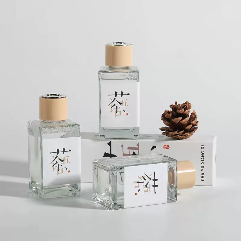 新品无火香薰精油家用厕所藤条白茶香氛酒店摆件持久空气清新除臭