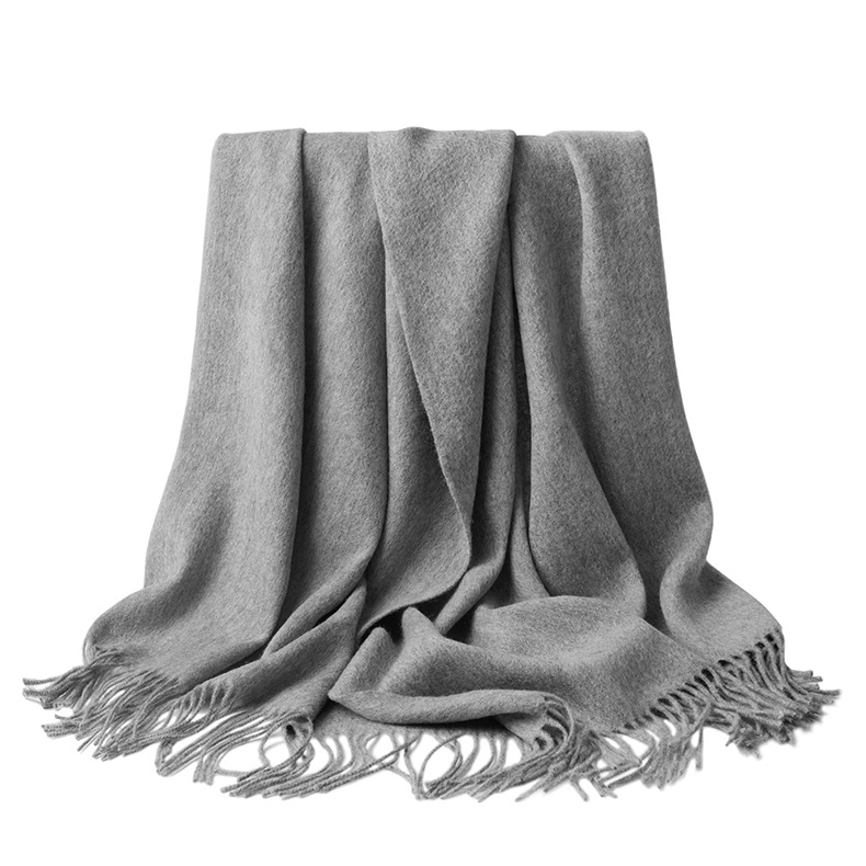 Medium mixed gray