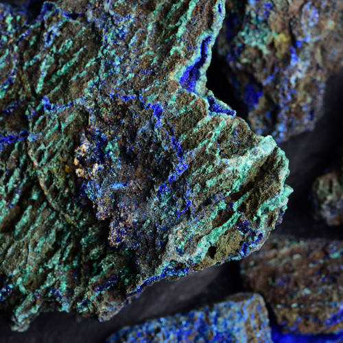Natural azurite stone azurite and malachite symbiotic stone raw stone ore specimen decorative ornaments wholesale