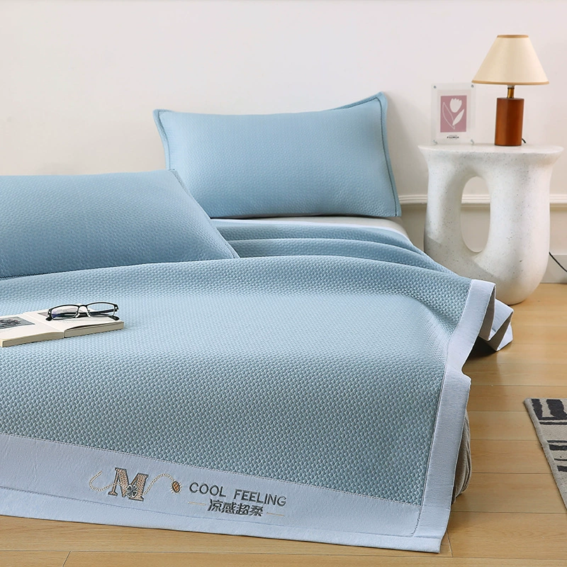 Summer popular silk mat ice bean mat three-piece set jacquard small ice bear series cold bean machine washable soft mat