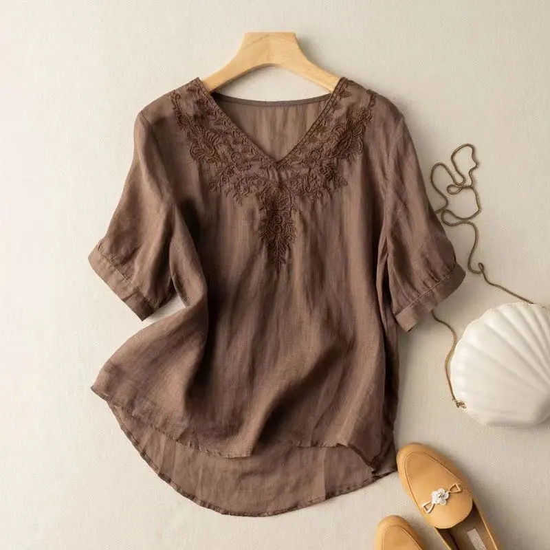 Summer New Thin and Cool Versatile Artistic T-Shirt for Women, New Chinese Style Heavy Embroidery Cotton and Linen Short-Sleeve V-Neck Top Summer New Thin and Cool Versatile Artistic T-Shirt for Women, New Chinese Style Heavy Embroidery Cotton and Linen Short-Sleeve V-Neck Top